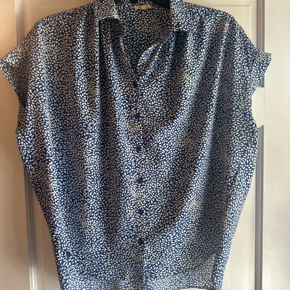 JODIFL Navy and White Printed Button-Front Top